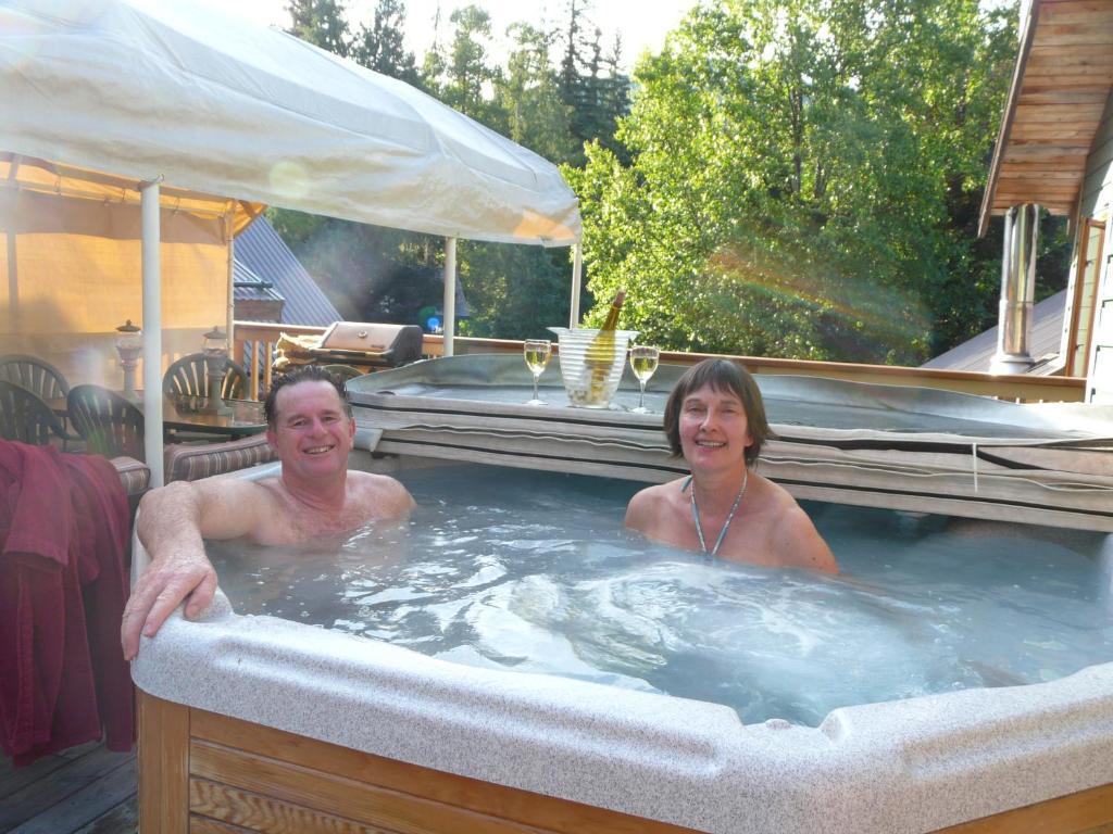 Golden Dreams B&B Whistler Exteriör bild