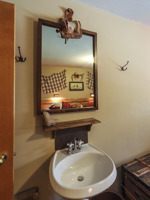 Golden Dreams B&B Whistler Rum bild