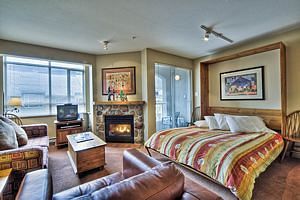 Golden Dreams B&B Whistler Exteriör bild